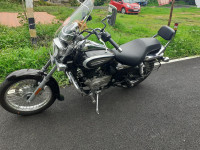 Bajaj Avenger Cruise 220 BS6