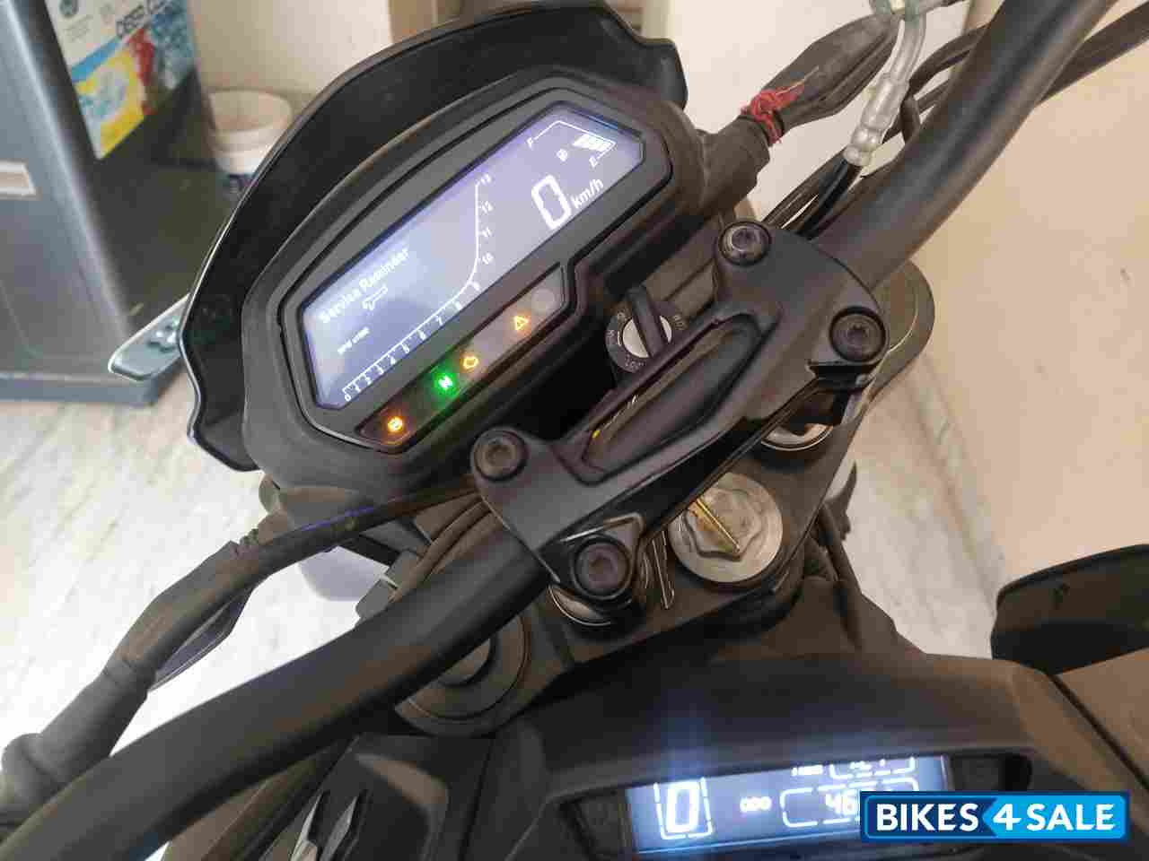 Charcoal.black Bajaj Dominar 400 ABS BS6