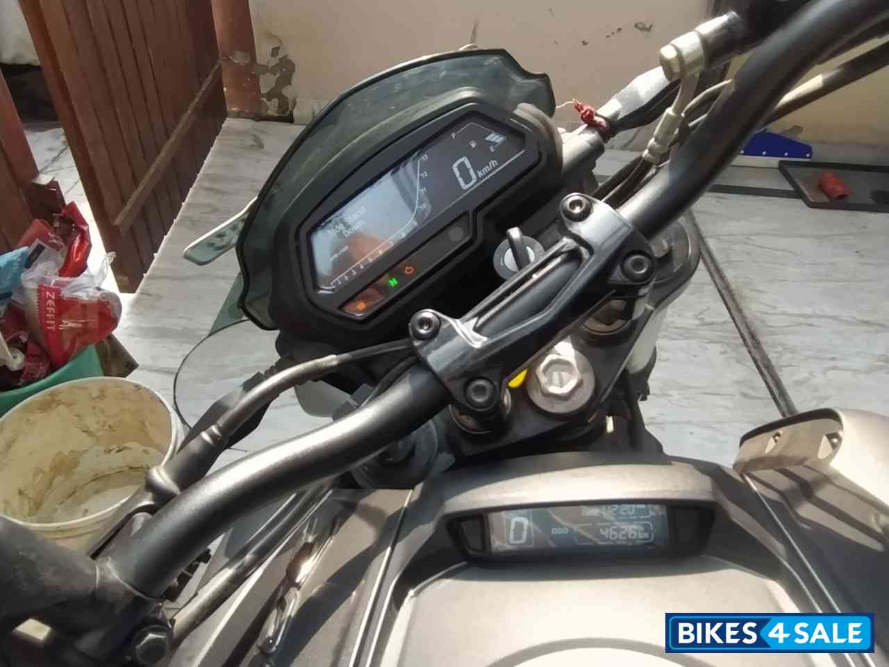 Charcoal.black Bajaj Dominar 400 ABS BS6
