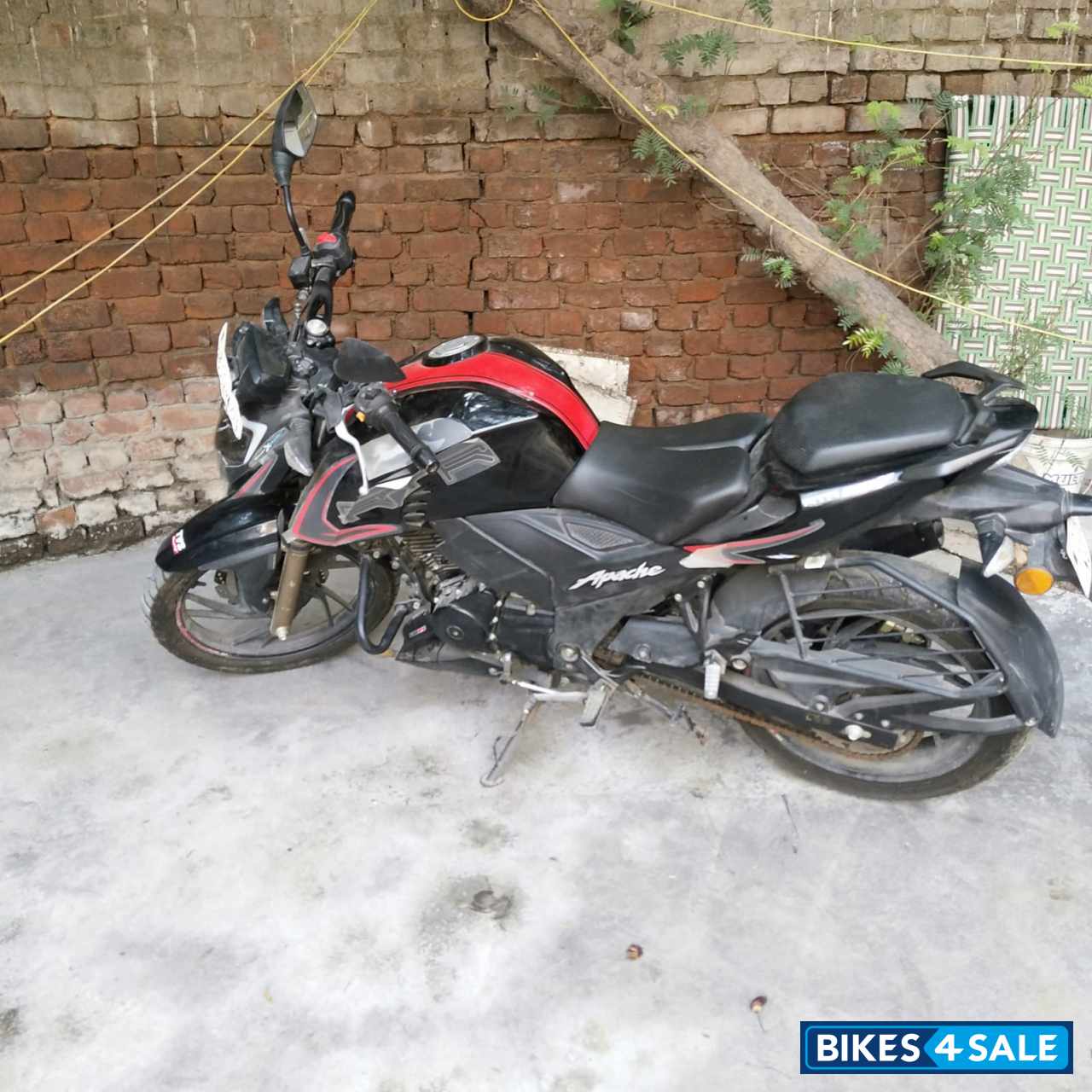 TVS Apache RTR 200 4V 2020
