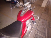 Bajaj Avenger 200 DTS-i