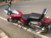 Bajaj Avenger 200 DTS-i
