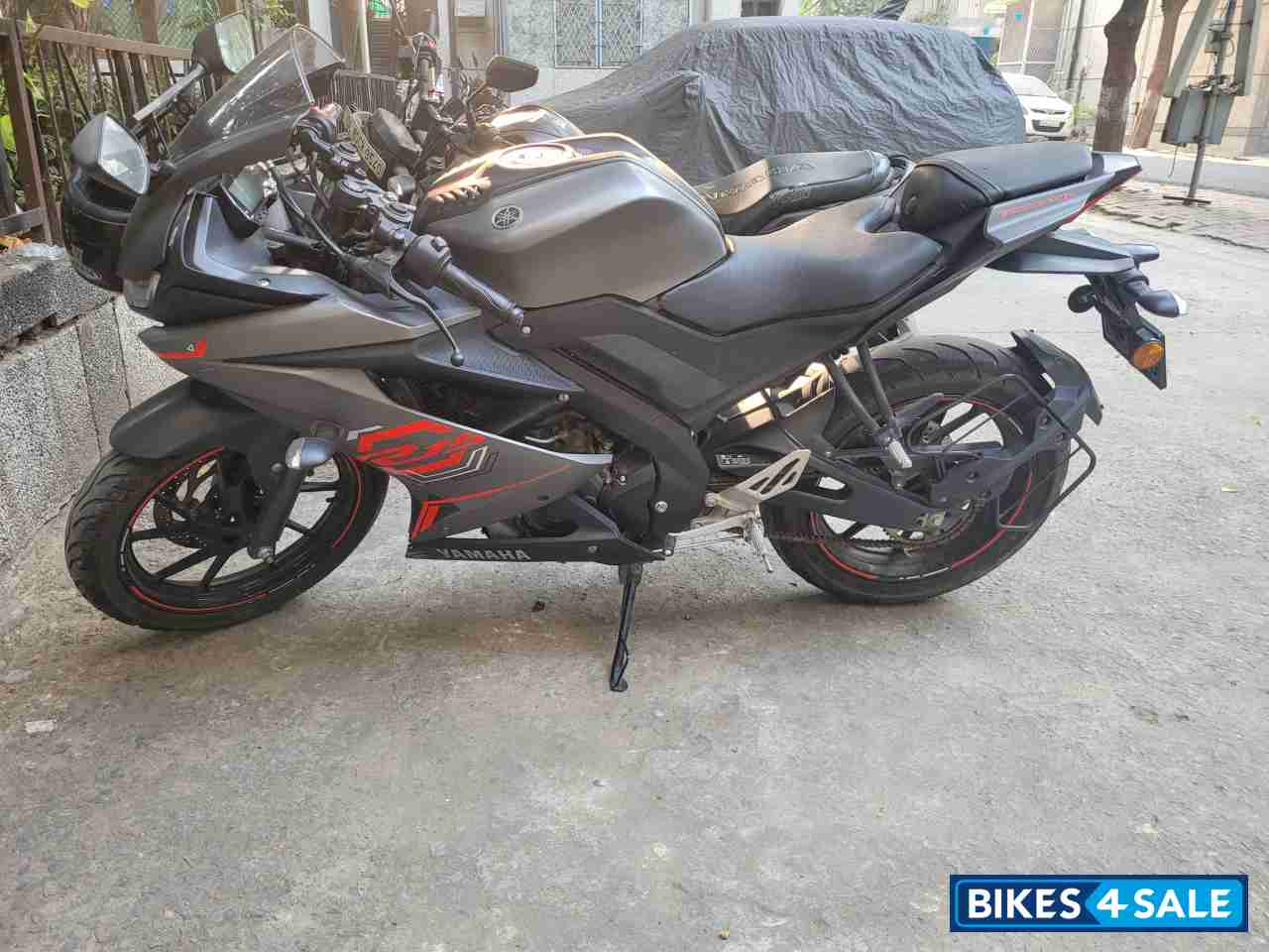 Metallic Grey 3 Yamaha YZF R15 V3 BS6