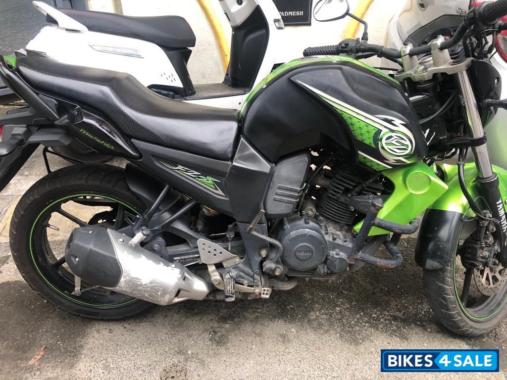 Green Yamaha FZ-S