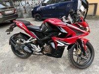 Bajaj Pulsar RS 200 ABS
