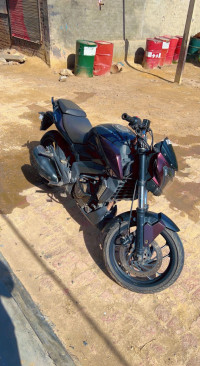 Twilight Plum Bajaj Dominar 400