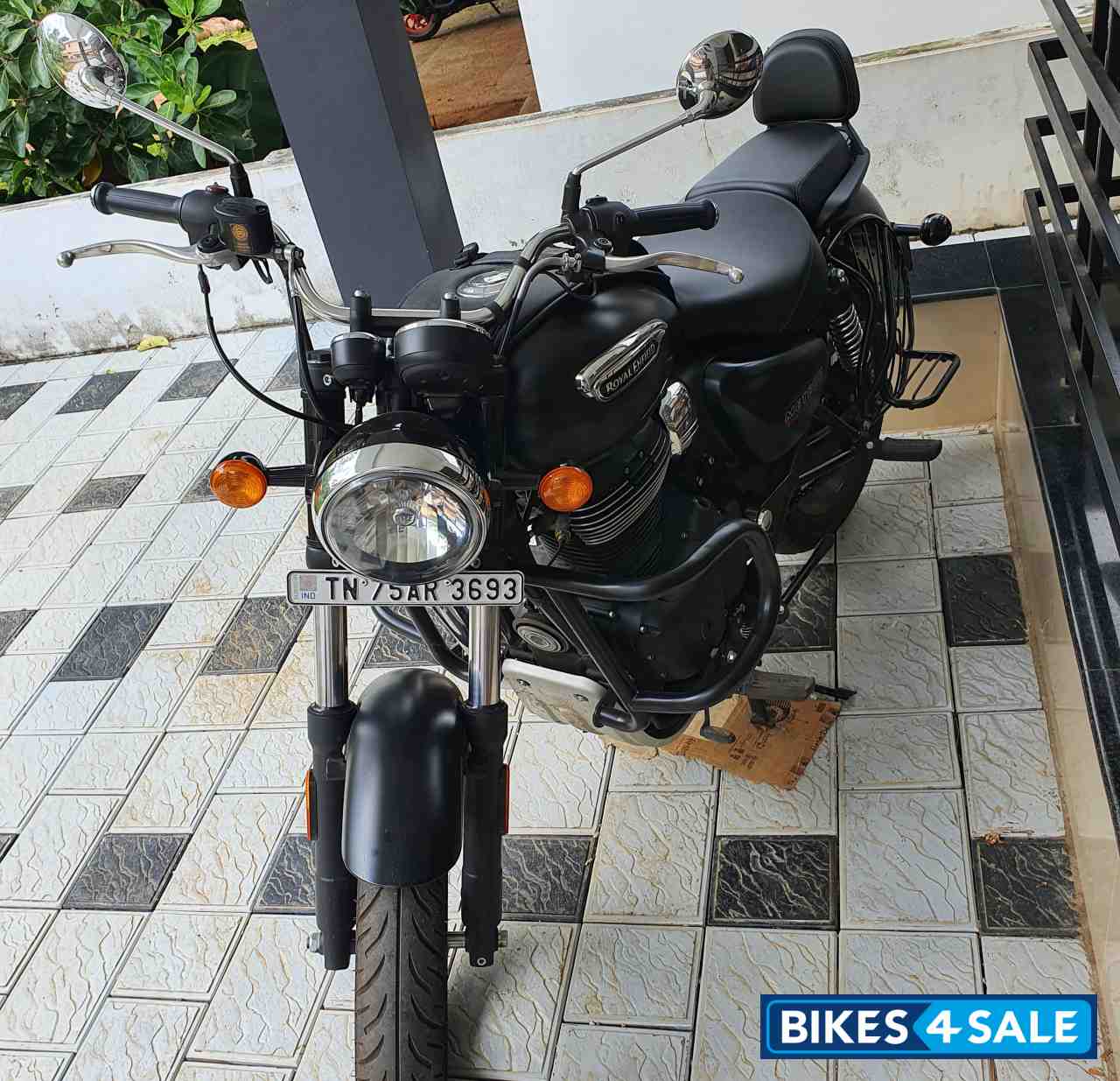 Black Matte Finish Royal Enfield Meteor 350 Stellar