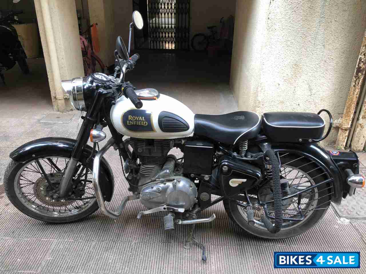 Royal Enfield Classic 350