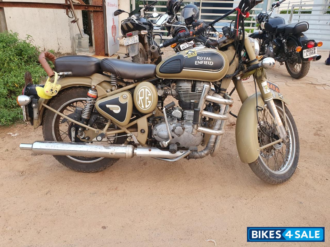 Royal Enfield Classic Desert Storm