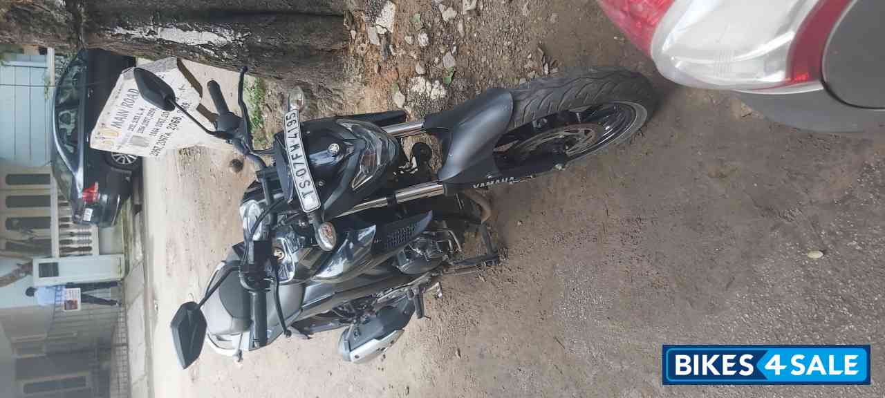 Yamaha FZ25