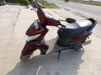 Burgundy Bliss Yamaha Ray