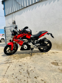 Red BMW G 310 R