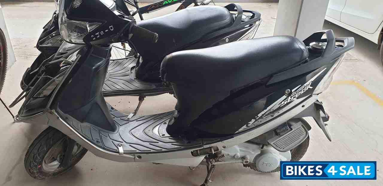 TVS Scooty Streak