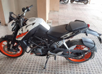 White KTM Duke 200