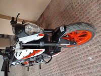 White KTM Duke 200