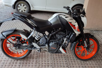 White KTM Duke 200