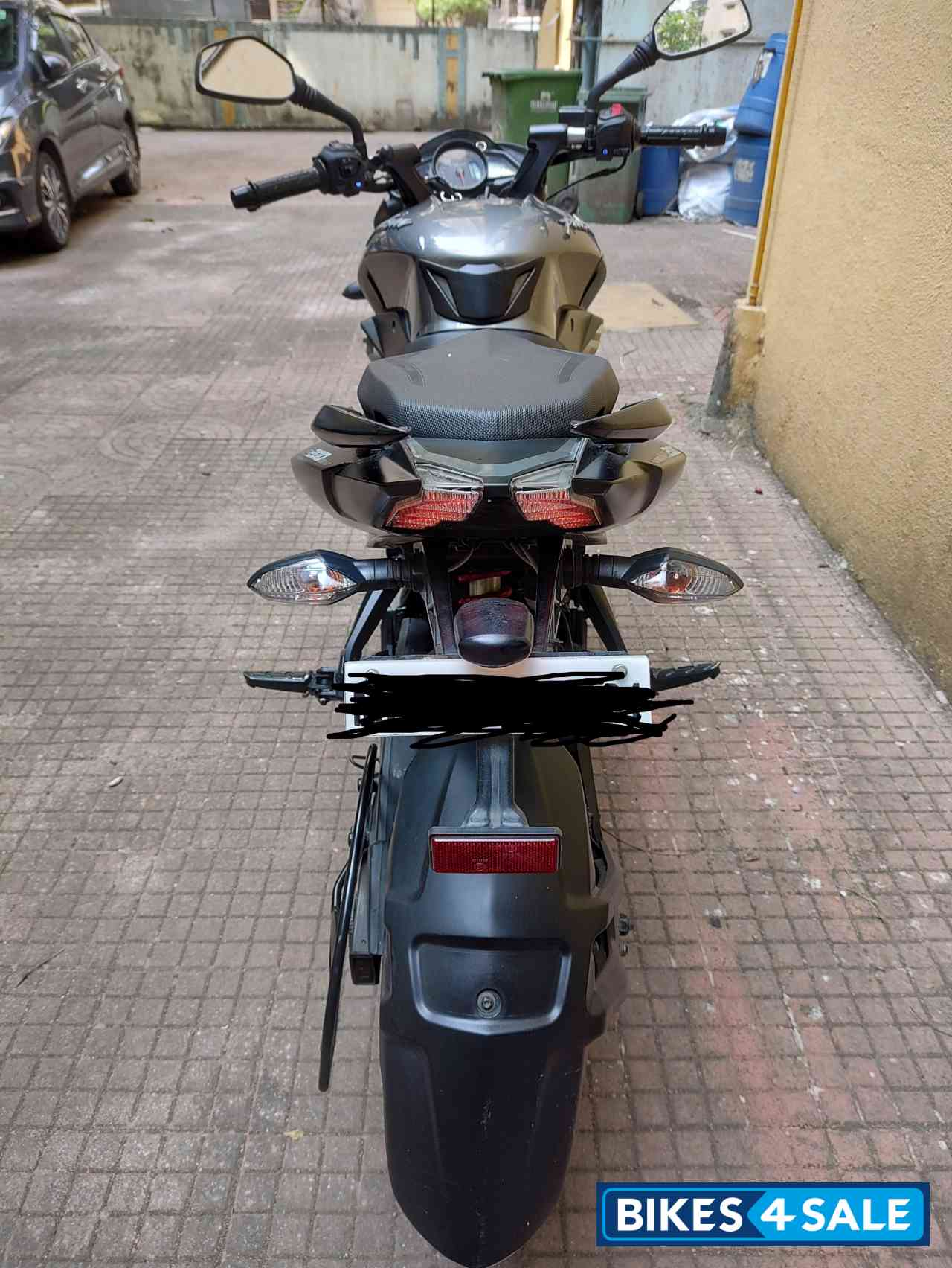 Bajaj Pulsar 200 NS