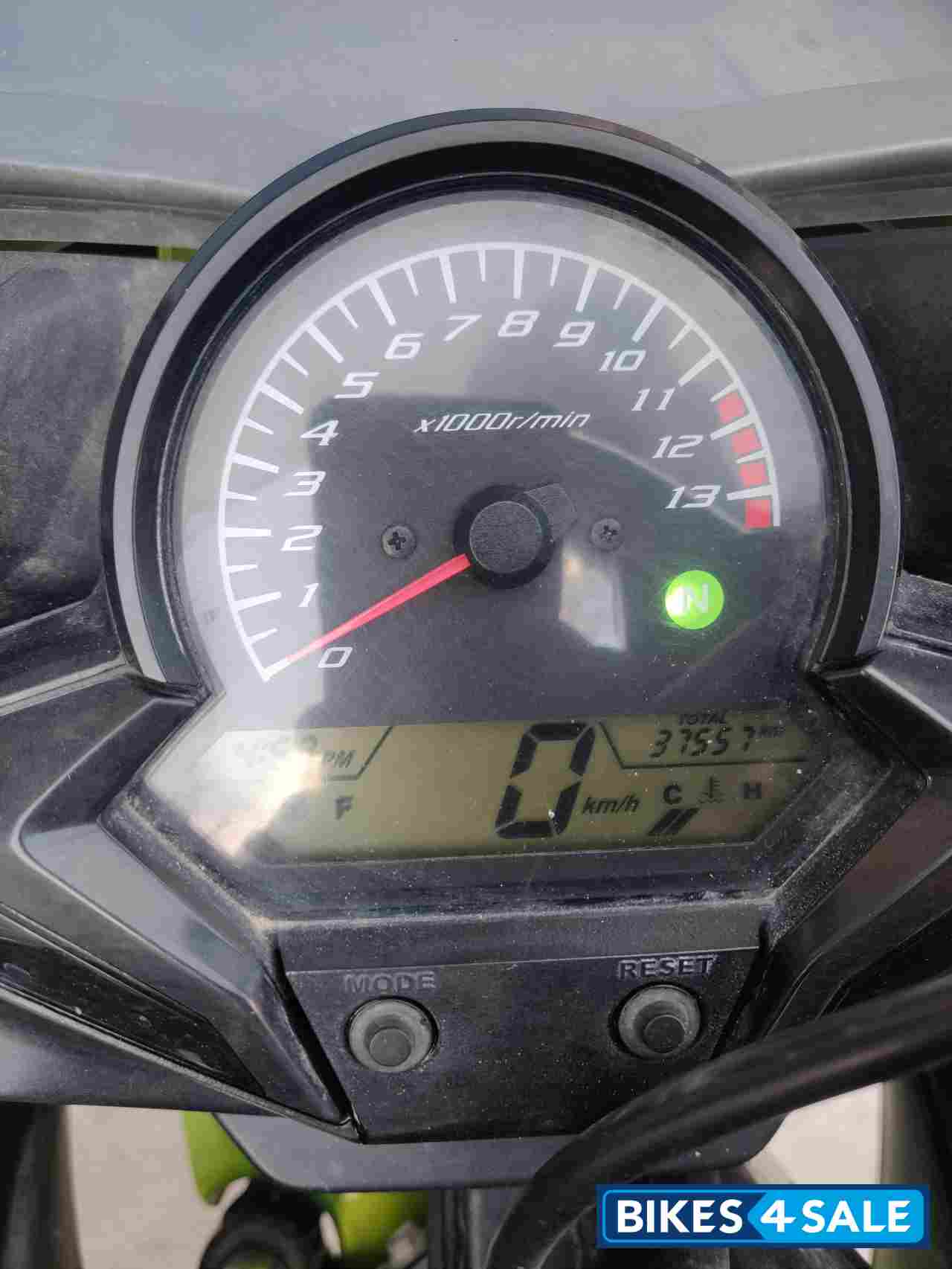 Green-black Honda CBR 150R