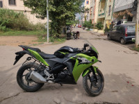Green-black Honda CBR 150R