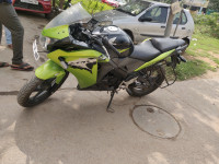 Green-black Honda CBR 150R