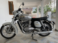 White Jawa 42 Dual Channel ABS Sirius White