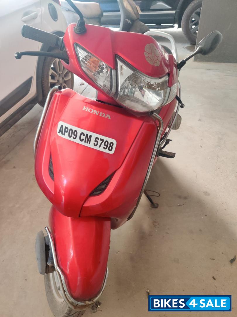 Red Honda Activa