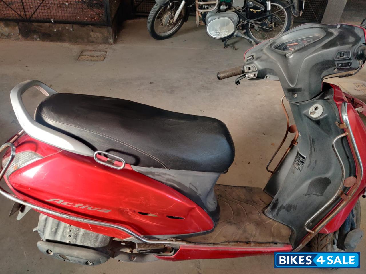Red Honda Activa