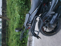 Moon White Bajaj Dominar 400