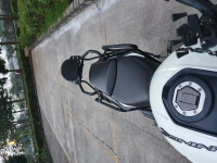 Moon White Bajaj Dominar 400