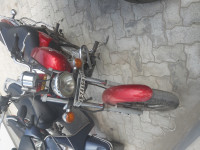 Wine Red Bajaj Avenger 220 DTS-i