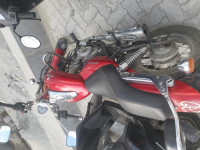 Wine Red Bajaj Avenger 220 DTS-i