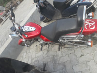 Wine Red Bajaj Avenger 220 DTS-i