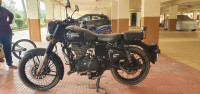 Black Royal Enfield Classic Stealth Black