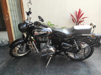 Black Royal Enfield Bullet Standard 500