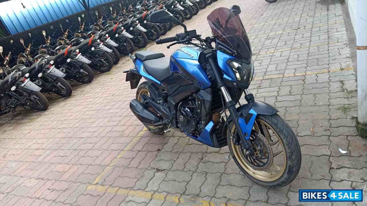 Bajaj Dominar 400
