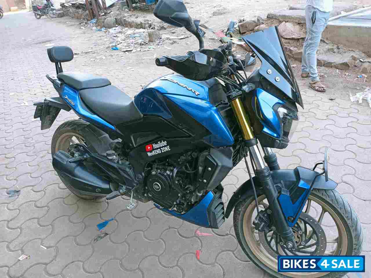 Bajaj Dominar 400