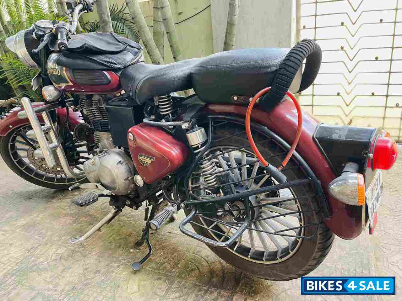 Royal Enfield Classic 350