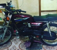Maroon Yamaha RX 135