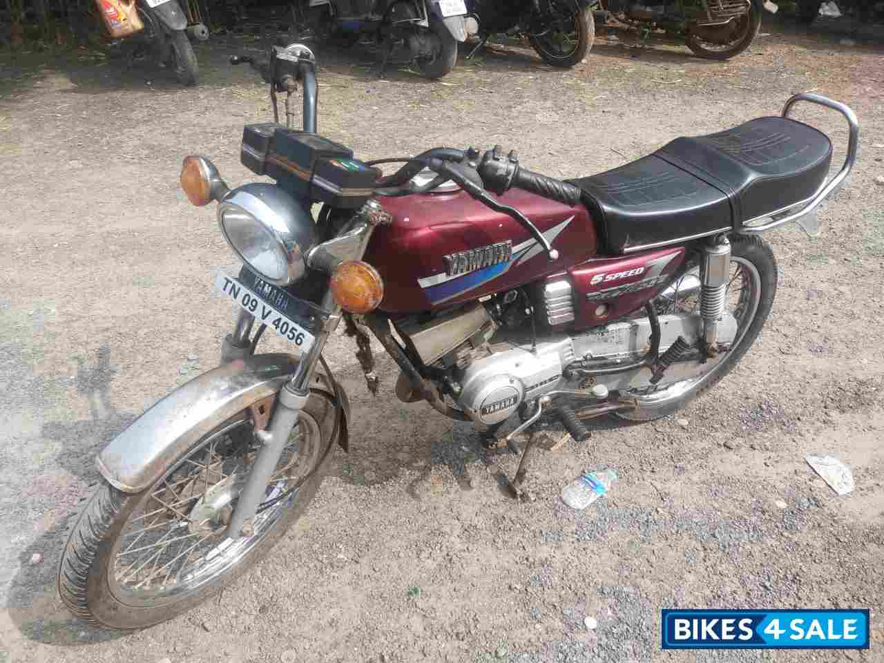 Maroon Yamaha RX 135