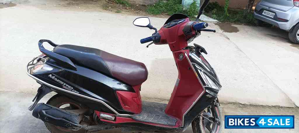 Red, Black Hero Maestro Edge 125 FI