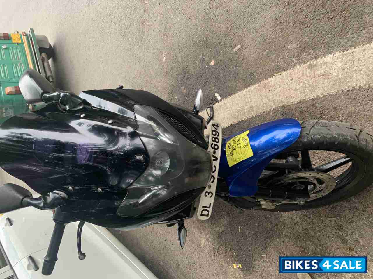 Bajaj Pulsar 220 DTSFi Bajaj Pulsar 220 DTSFi