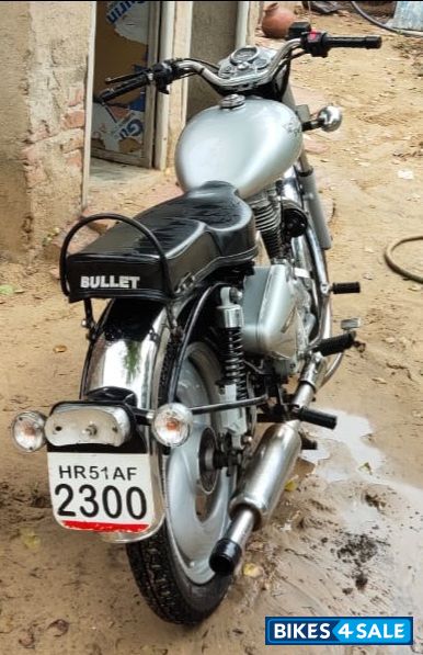 Silver Royal Enfield Bullet 350 ES