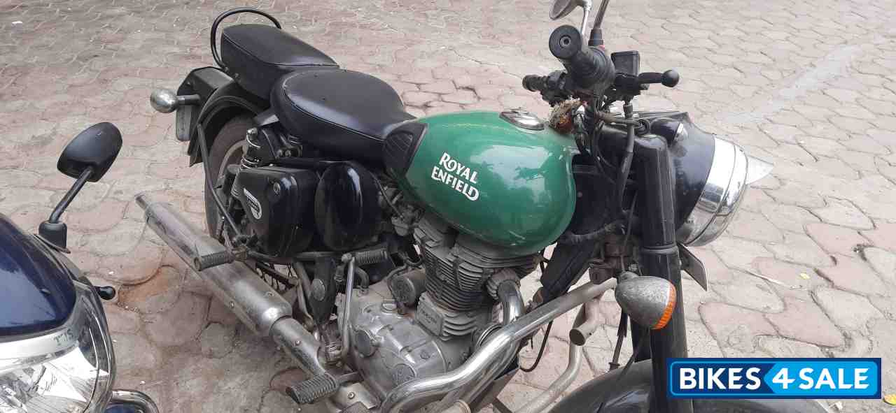 Green And Black Royal Enfield Classic 350 Redditch Green