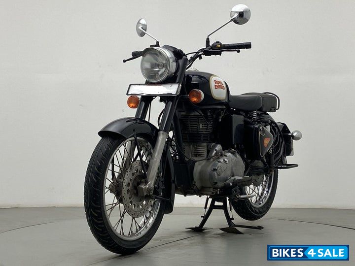 Black Royal Enfield Classic 350