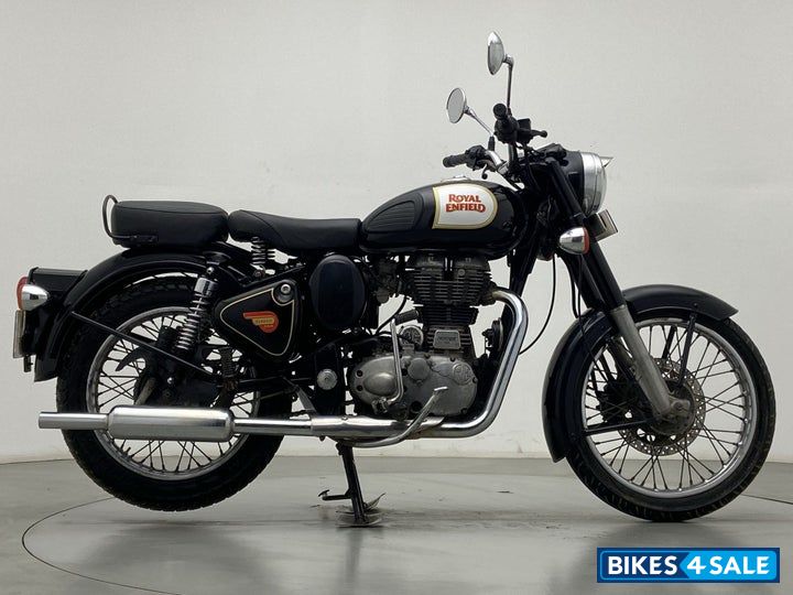 Black Royal Enfield Classic 350
