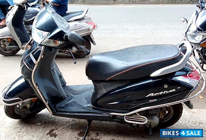Black Honda Activa 4G
