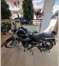 Black Royal Enfield Thunderbird 350