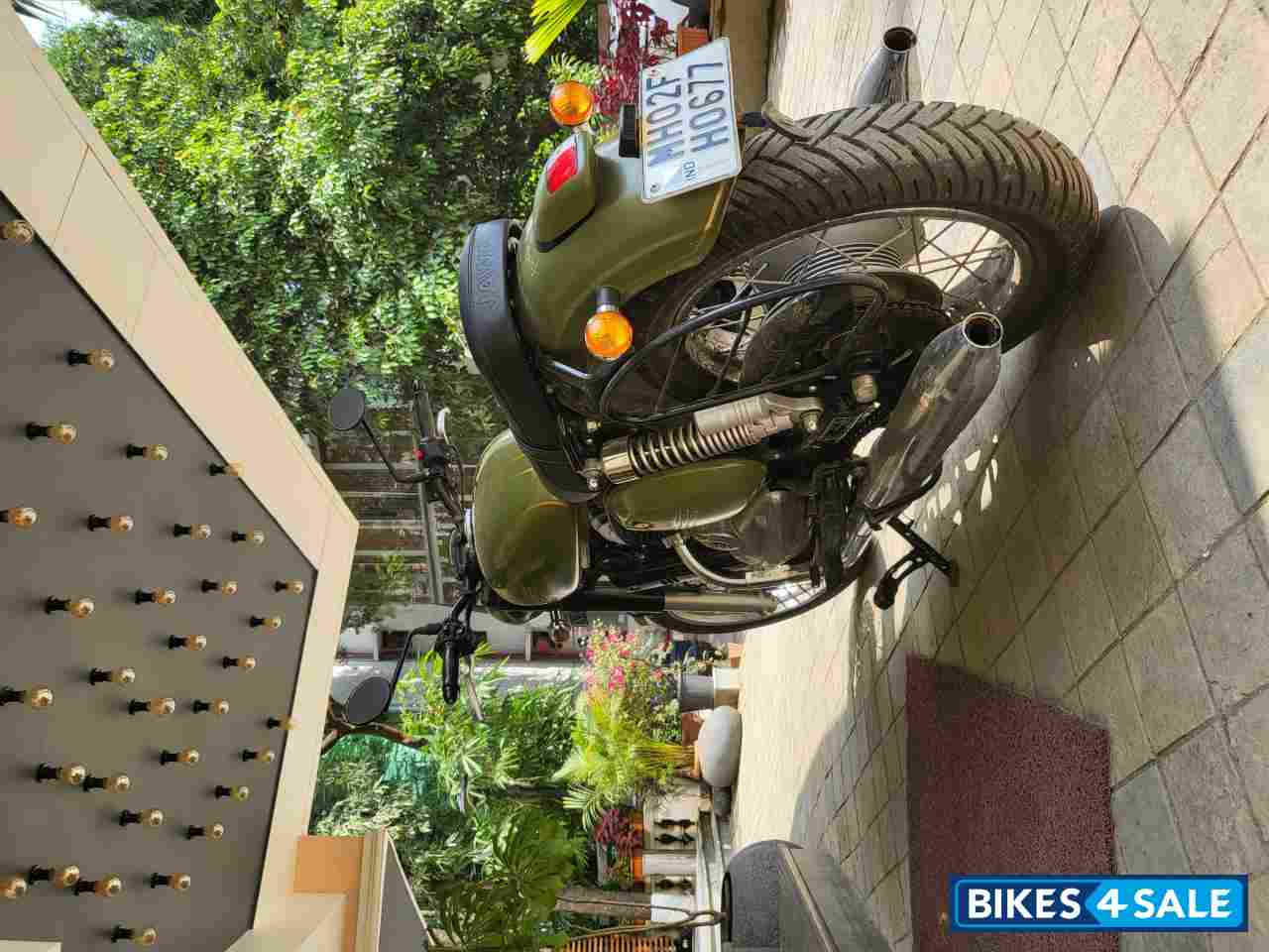 Green Jawa forty two