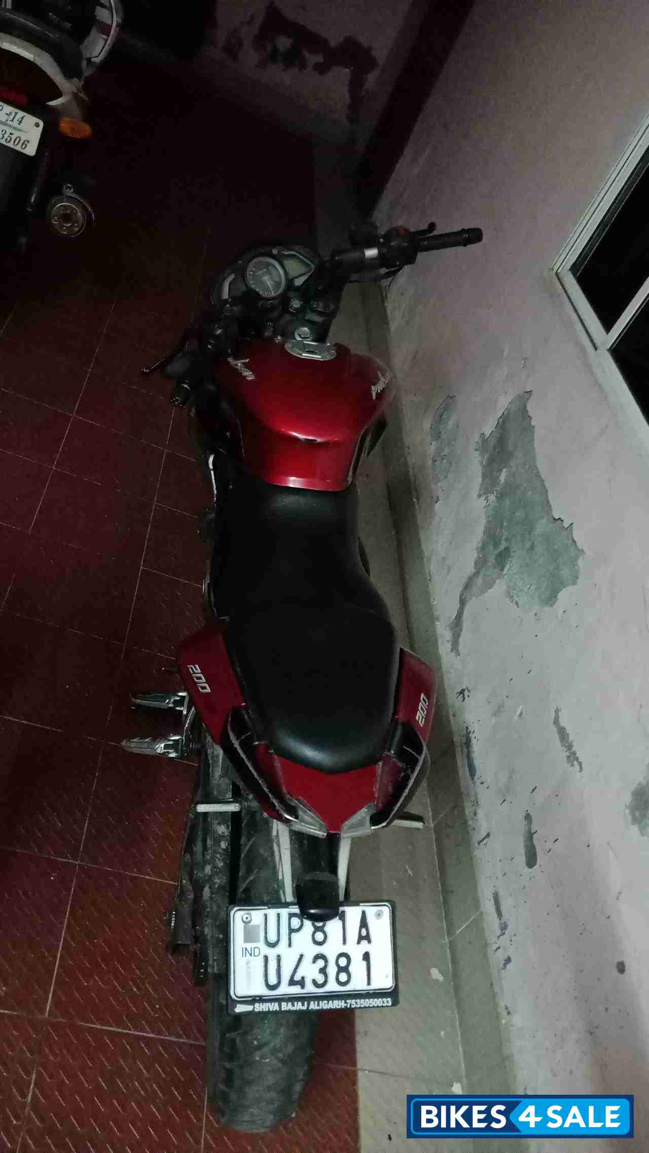 Red Bajaj Pulsar 200 NS