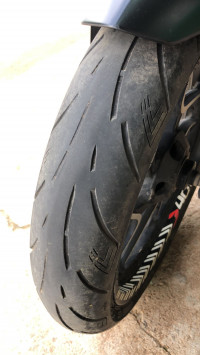 White Bajaj Dominar 400